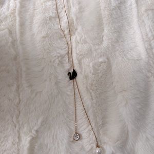 ❤️SOLD❤️Swarovski necklace